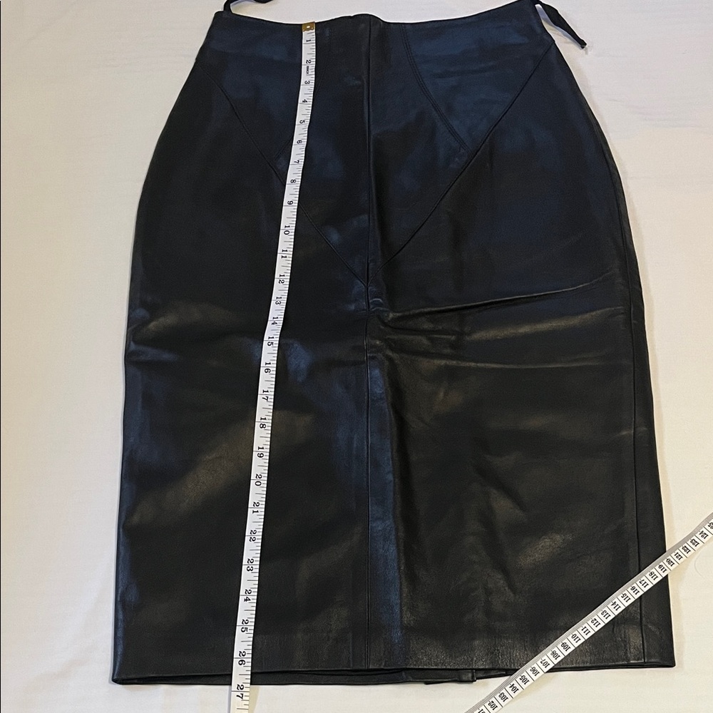 Vintage Lora Genuine Black Leather Skirt - Picture 8 of 8